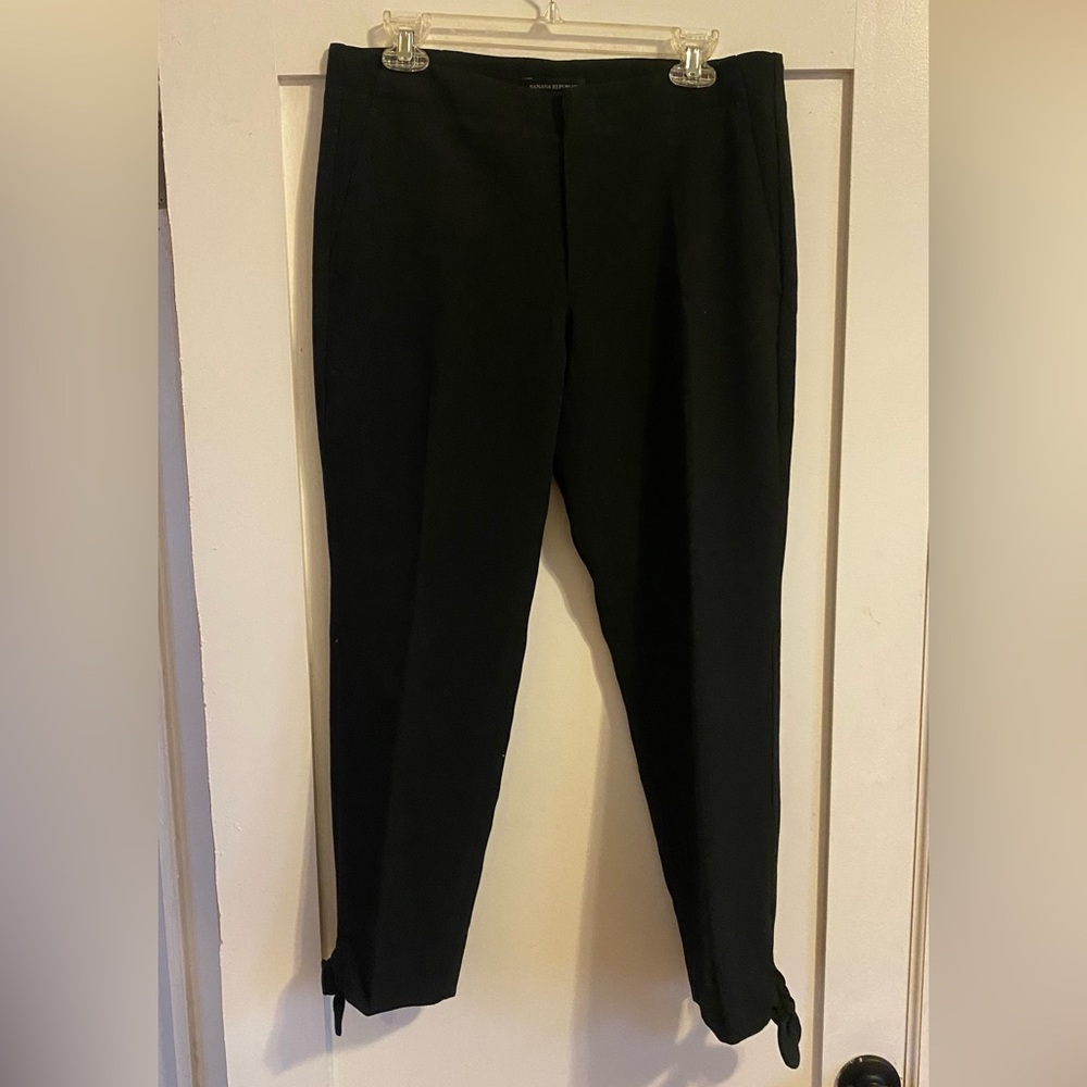 Banana Republic Avery Straight-Fit Tie-Hem Ankle Pant, size 8